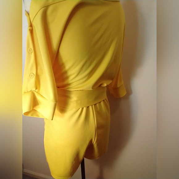 Yellow Drop Shoulder Romper with Belt Size M/L #W-30 - Picture 3 of 12
